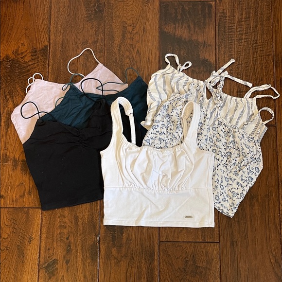 Hollister & Garage Tops - Bundle of 6 HOLLISTER & GARAGE Assorted tank tops - sz XS